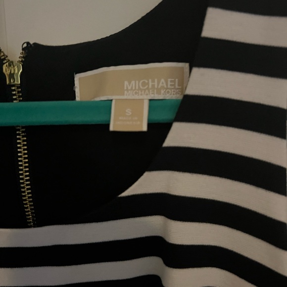 Michael Kors dress - Picture 2 of 3